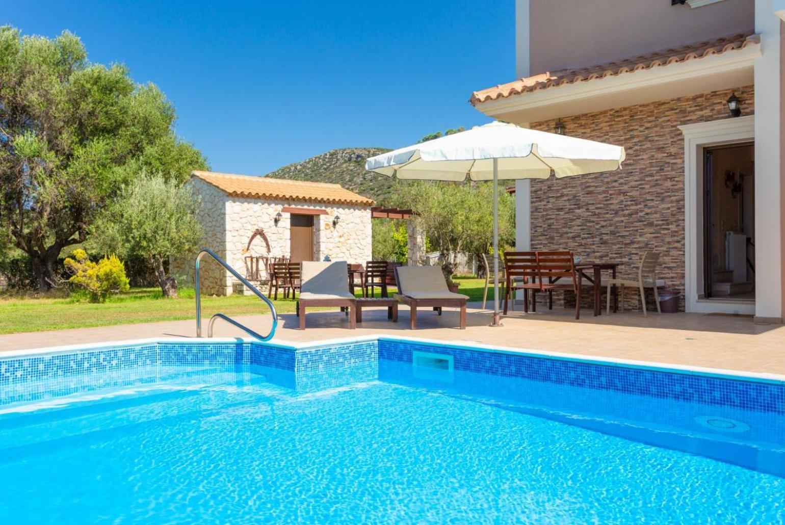 Villa Eufrosini Свороната Екстериор снимка